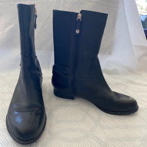 Iasaac Mizrahi Black Leather Short Boots Size 8 1/2W